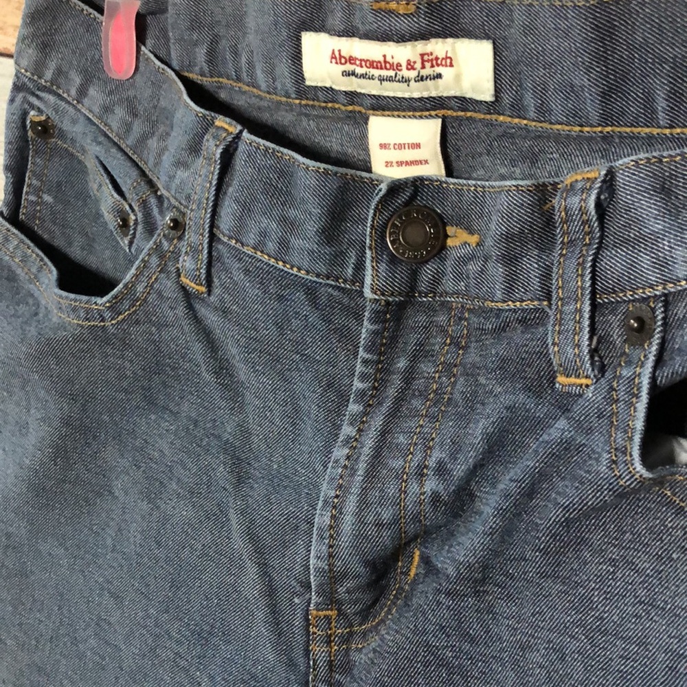 A&F High Rise Jeans - Picture 7 of 7